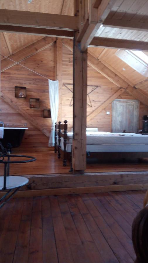 Au Coeur De Saint Agreve -Sejour Chez L'Habitant Εξωτερικό φωτογραφία